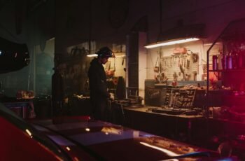 The 5 Best Air Compressors for Mechanic Shops in 2025 — Power, Reliability, and Value