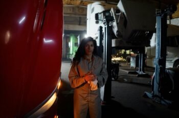 The 5 Best Air Compressors for Automotive Shops in 2025 — Power, Performance, and Reliability