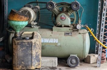 The 5 Best Air Compressors for Mechanics in 2025 — Power, Reliability, and Value